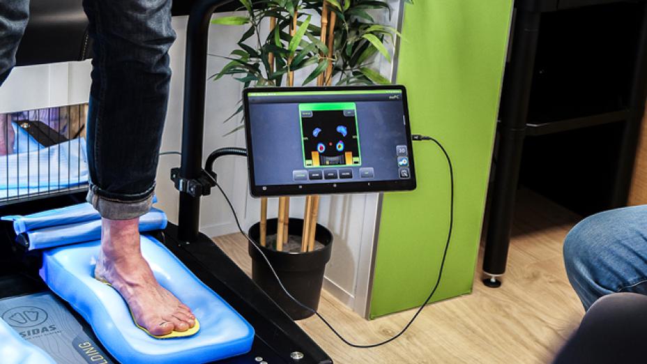 Insole Molding for Boot Fitting Training